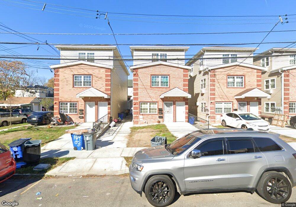 16907 107th Ave, Jamaica, NY 11433 - photo 1