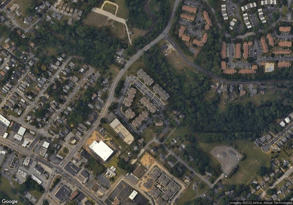 613 Creekside Dr unit 63, Brookhaven, PA 19015 - photo 1