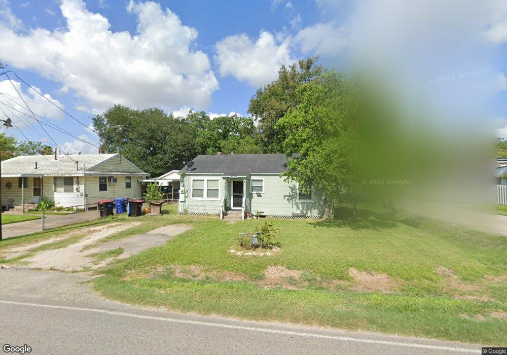 634 Hollywood St, Houston, TX 77015 - photo 1