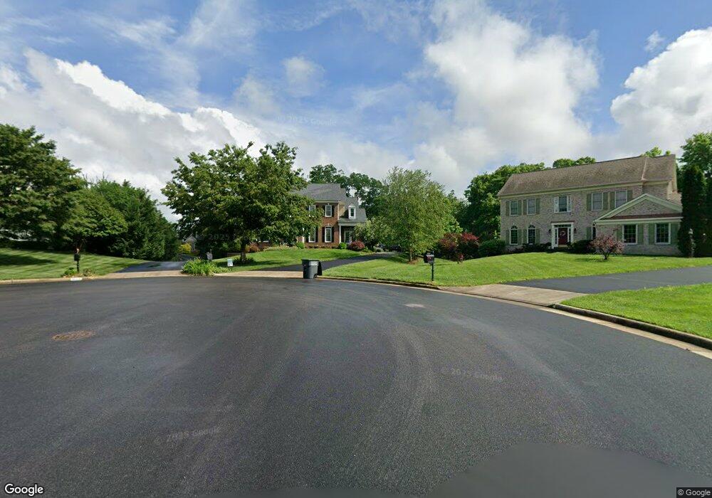 9054 Swans Creek Way, Lorton, VA 22079 - photo 1