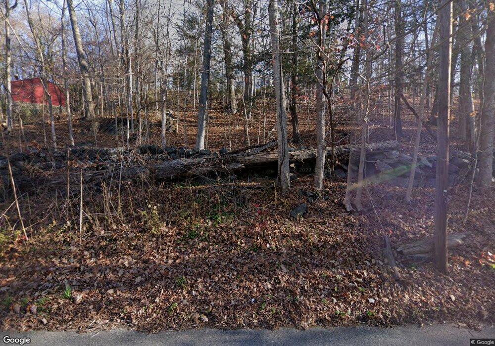 5 Saw Mill Rd, Newtown, CT 06470 - photo 1