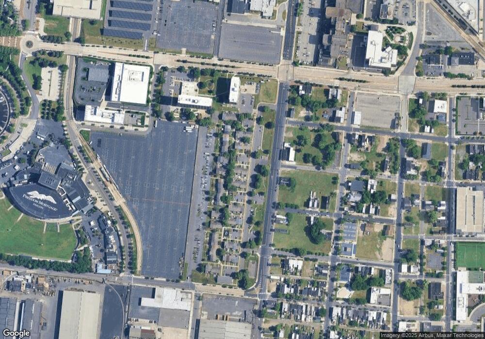 204 Benson Ct, Camden, NJ 08103 - photo 1