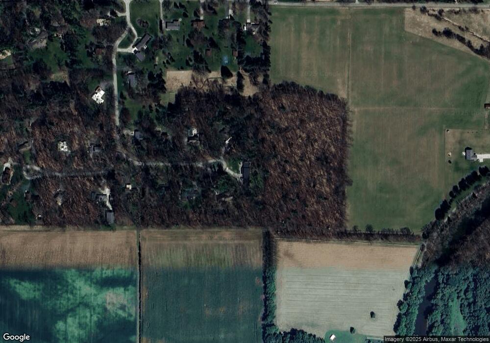 7610 E Greenleaf Ct, Frankenmuth, MI 48734 - photo 1