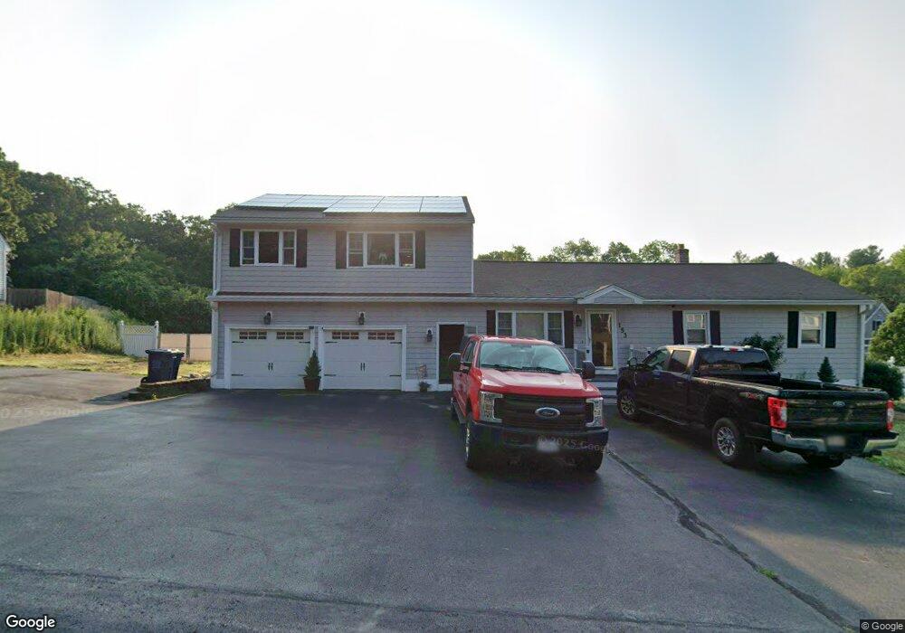 137 Varnum Ave, Dracut, MA 01826 - photo 1