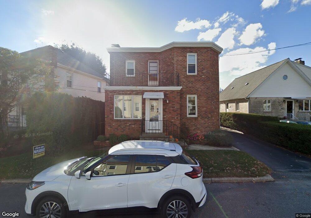 27 C St, Cranston, RI 02920 - photo 1