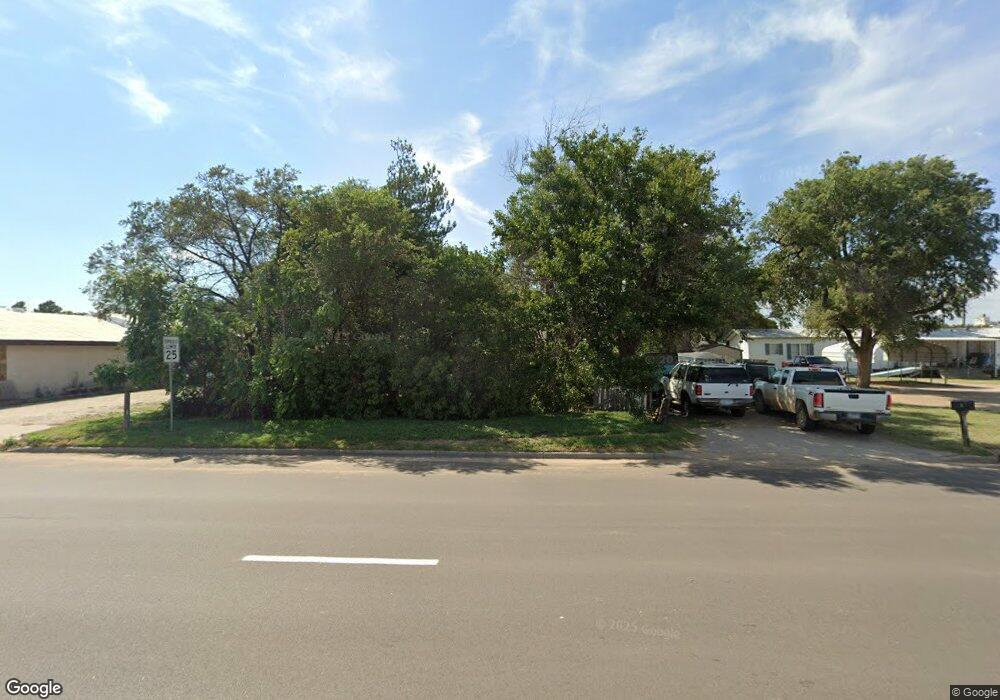 215 S Main St, Hugoton, KS 67951 - photo 1