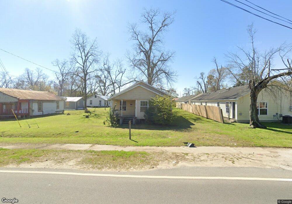 405 W 1st St unit n/a, Adel, GA 31620 - photo 1
