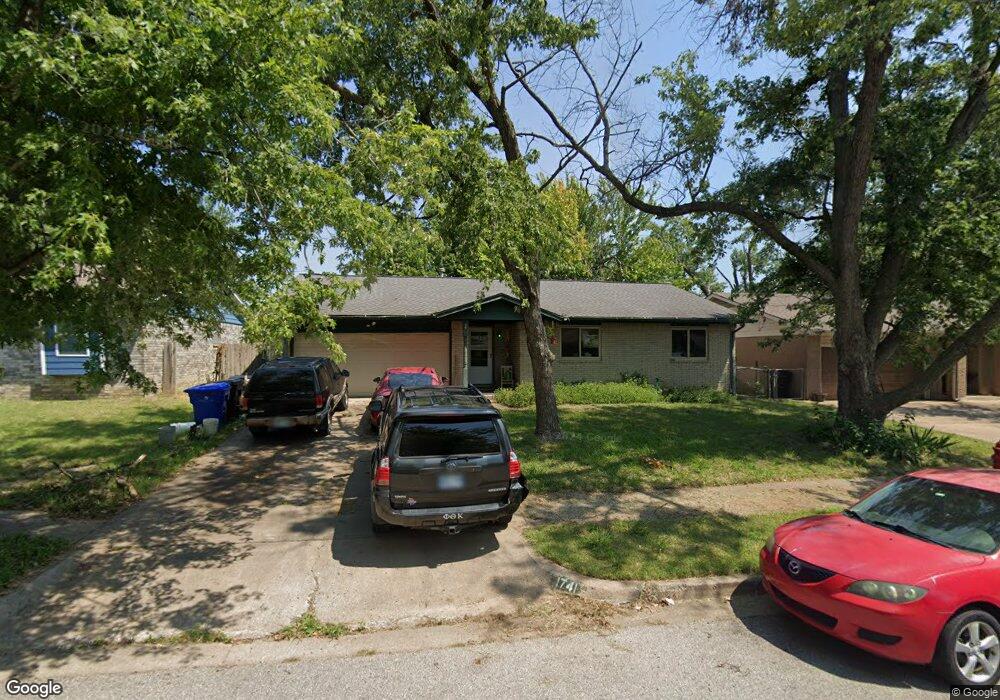 1741 S Pine Place, Broken Arrow, OK 74012 - photo 1