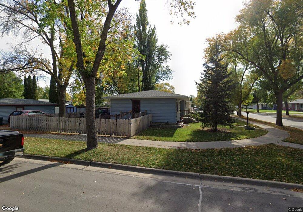 1719 Willow Dr, Grand Forks, ND 58201 - photo 1