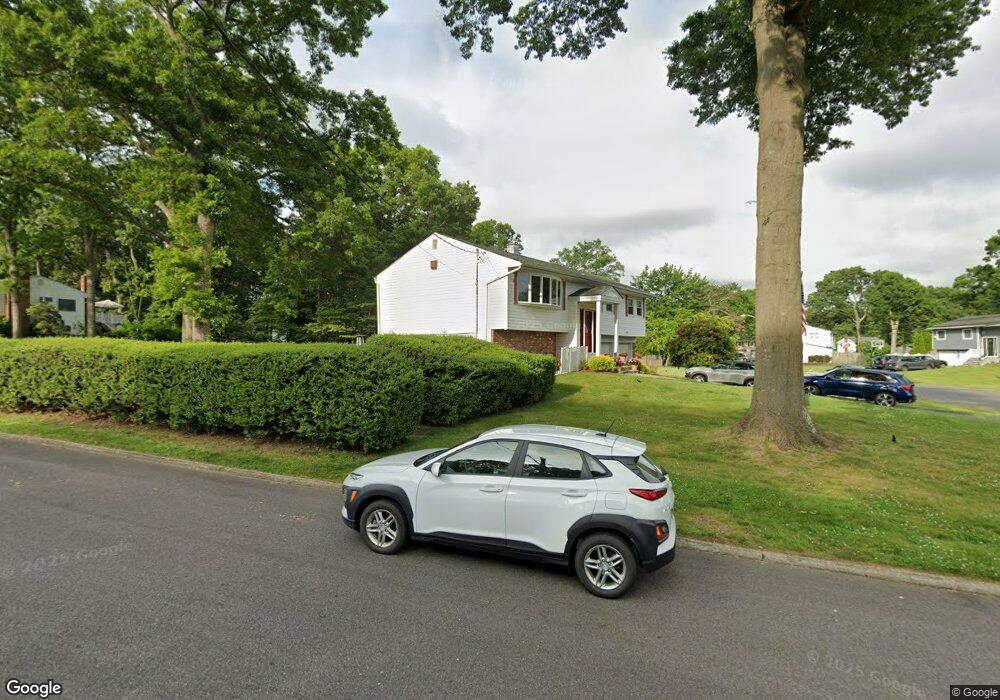 23 Don Ln, Hauppauge, NY 11788 - photo 1