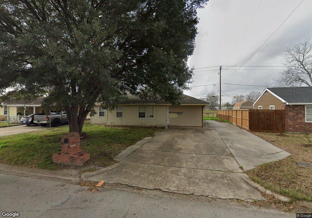 10931 Royal Pine Dr, Houston, TX 77093 - photo 1