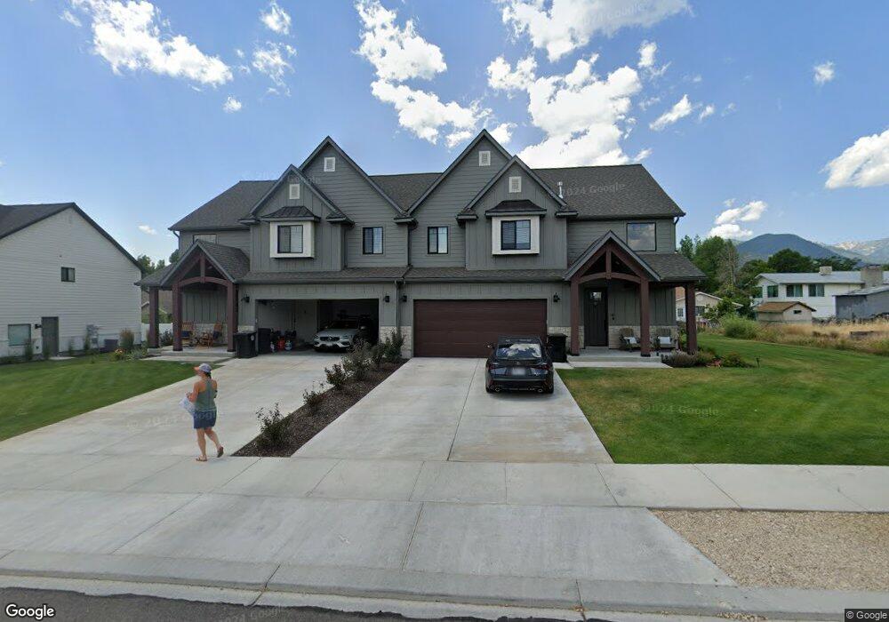 162 S 250 E unit 2, Midway, UT 84049 - photo 1