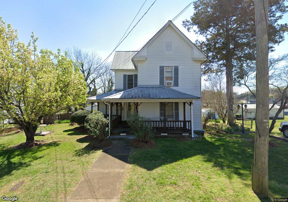 413 W 3rd St, Siler City, NC 27344 - photo 1