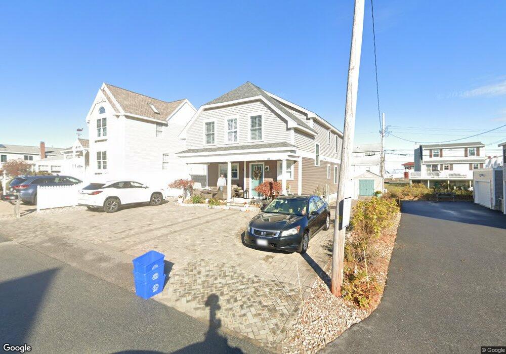 364 Woodstock St, Seabrook, NH 03874 - photo 1