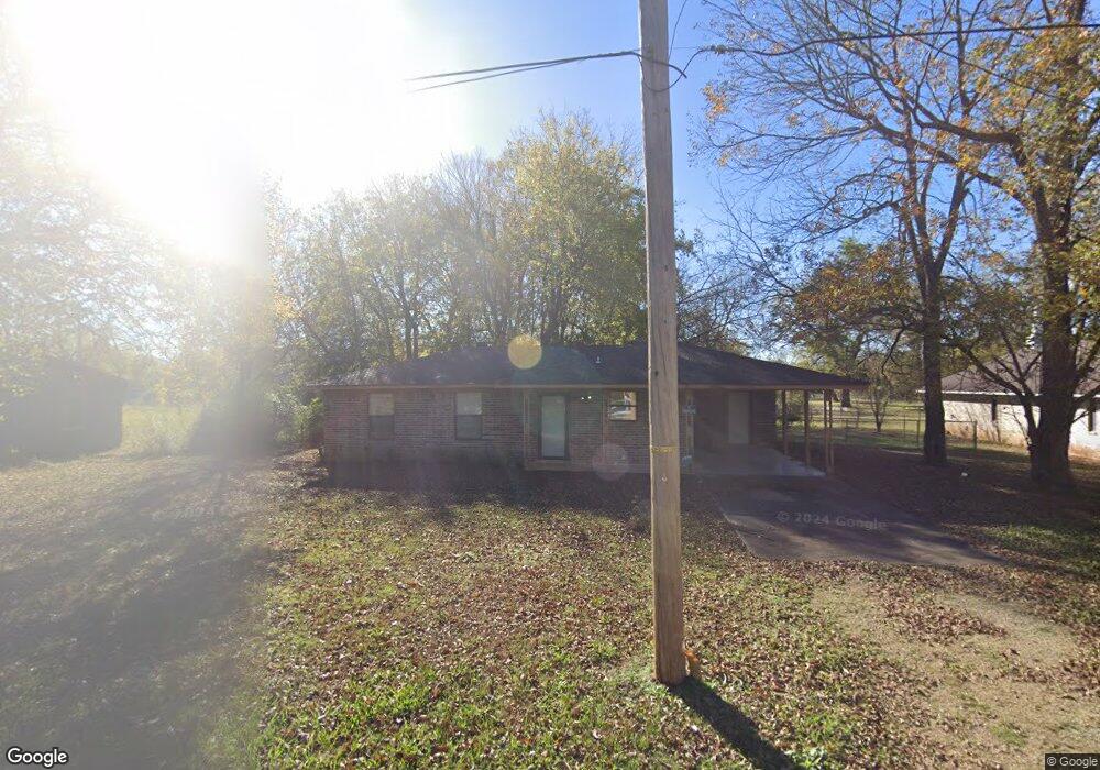 1512 W Poplar St, Hugo, OK 74743 - photo 1