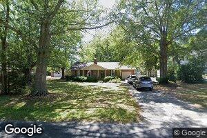 9 Abbeville St, Due West, SC 29639