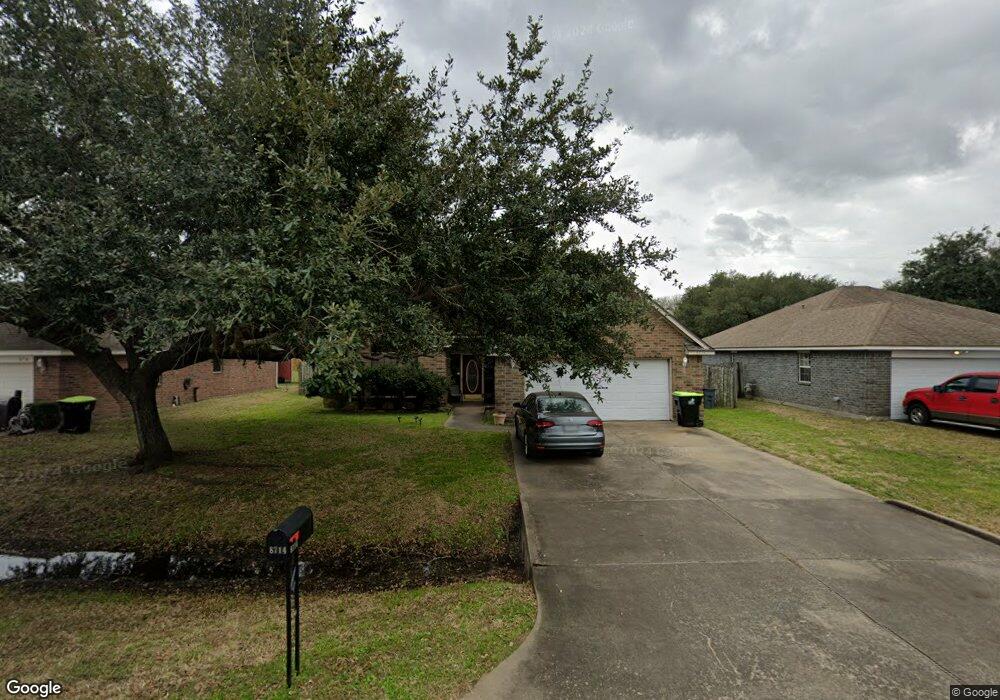 8714 Rowen Ct, Needville, TX 77461 - photo 1