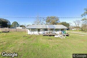 209 7th St, Mermentau, LA 70556