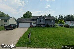 660 7th Ave NW, Plainview, MN 55964