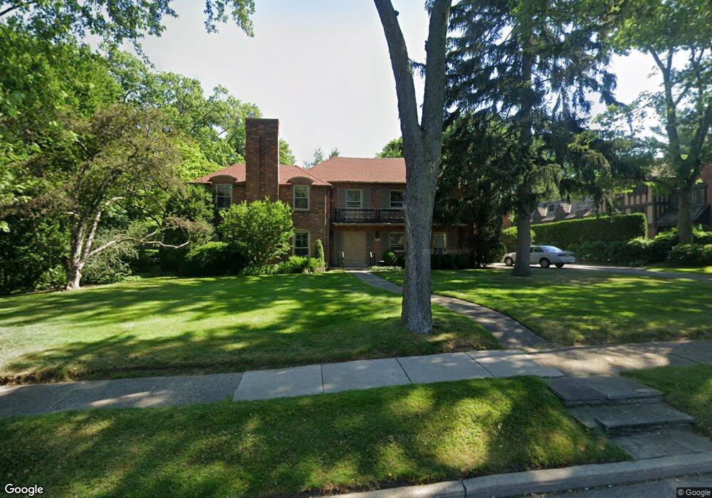 230 Vendome Rd, Grosse Pointe Farms, MI 48236 - photo 1