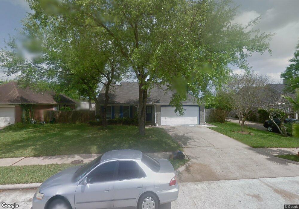 5107 Spring Circle Dr, Pearland, TX 77584 - photo 1