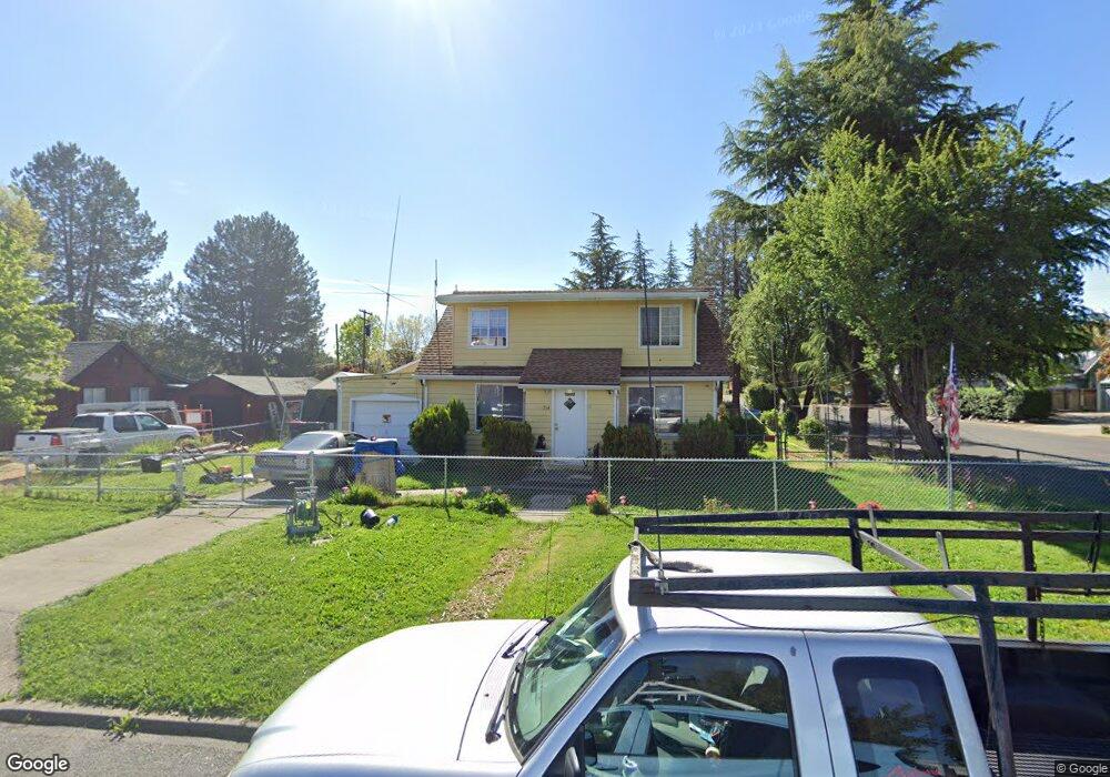 214 Alder St, Central Point, OR 97502 - photo 1