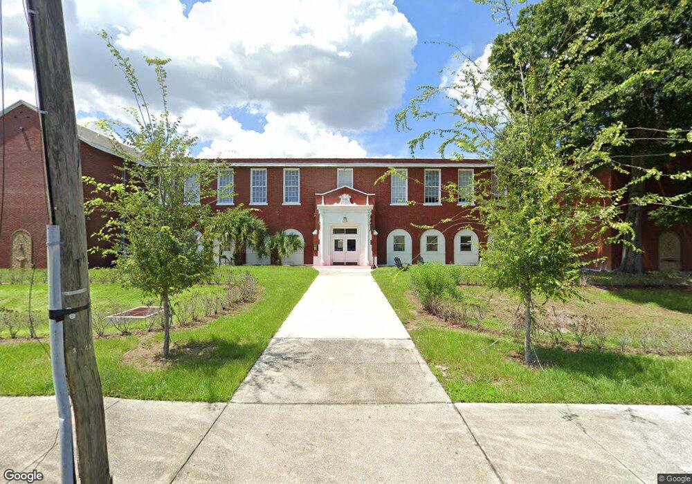 1090 10th St N unit 1, 4, 8, 16, Saint Petersburg, FL 33705 - photo 1