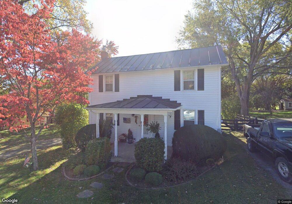 11 Mulberry St, Round Hill, VA 20141 - photo 1