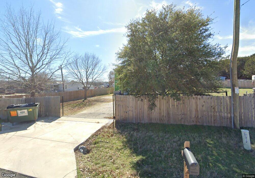 824 S Blue Quail Ct, Granbury, TX 76049 - photo 1