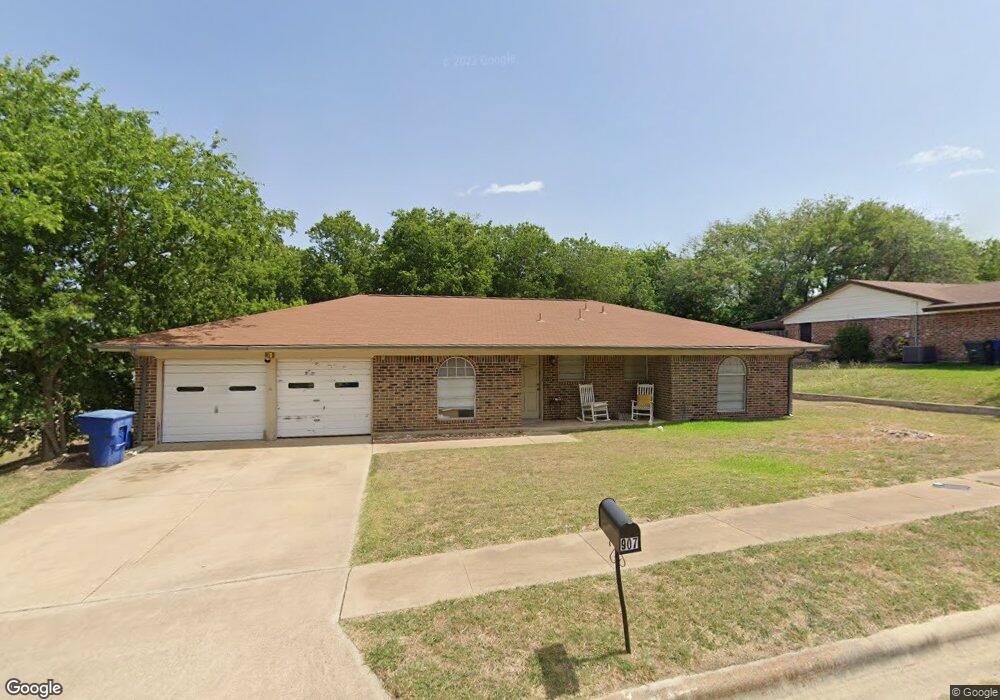 907 Laurie Ln, Copperas Cove, TX 76522 - photo 1