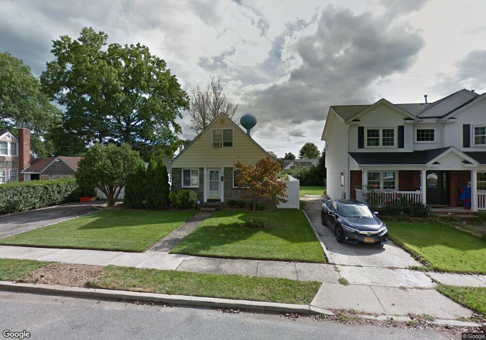 671 4th Place S, Garden City, NY 11530 - photo 1