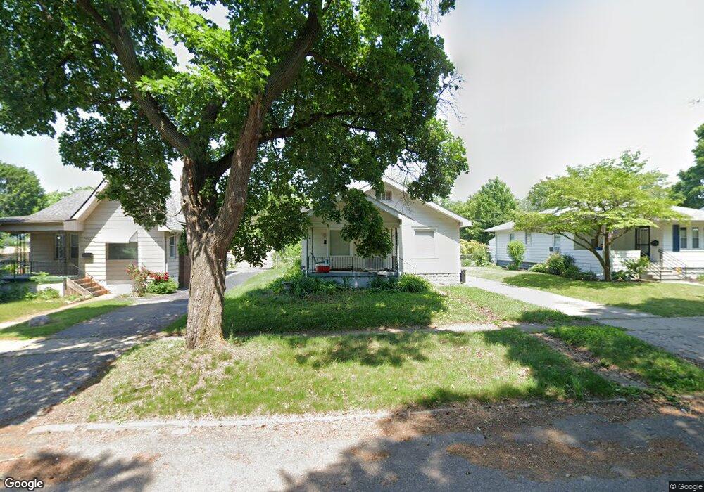 2054 Cartier St, Flint, MI 48504 - photo 1