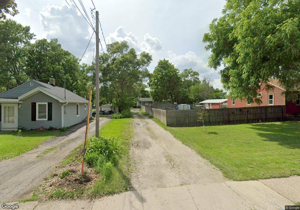 3906 E 28th St, Des Moines, IA 50317 - photo 1