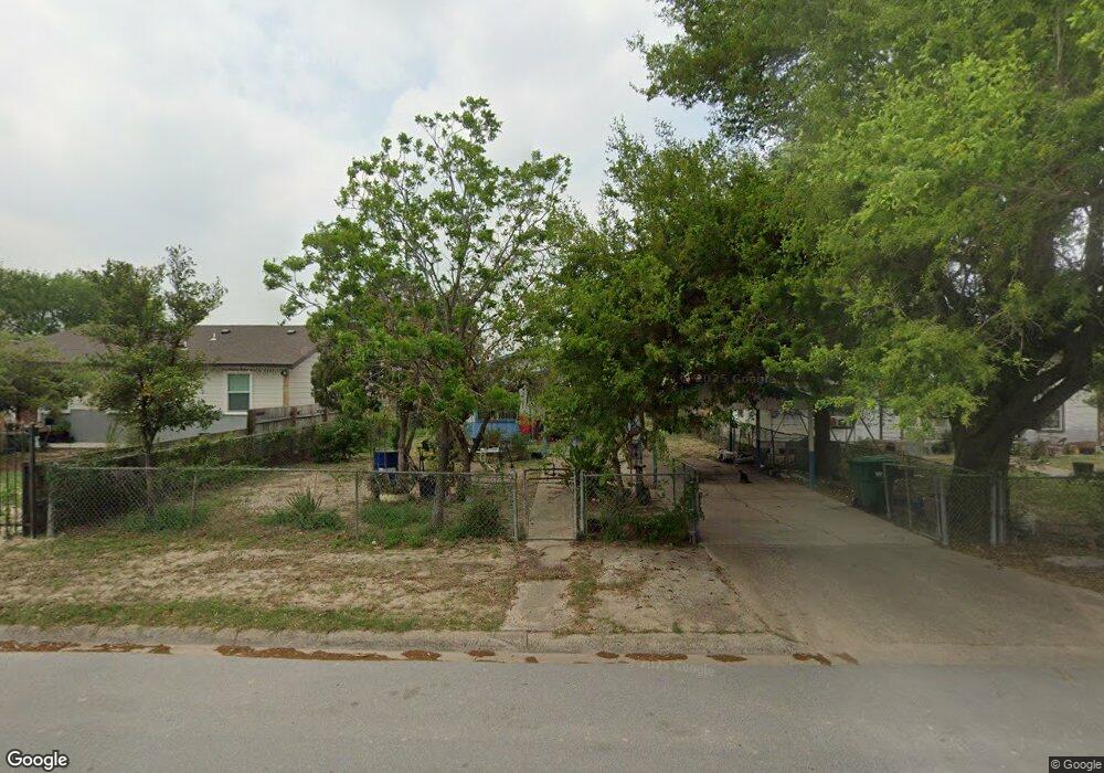721 N Canna St, Pharr, TX 78577 - photo 1