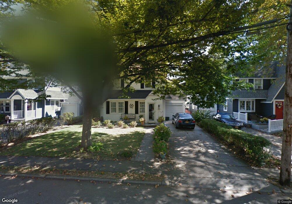 82 Elton Rd, Garden City, NY 11530 - photo 1