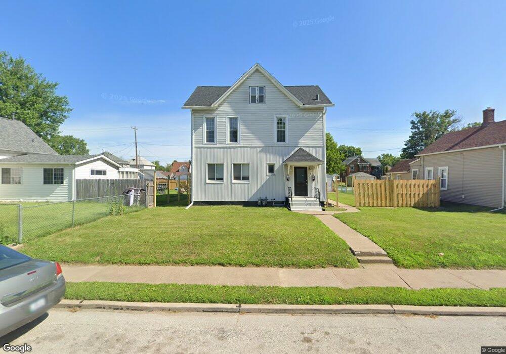 1440 W 13th St, Davenport, IA 52804 - photo 1
