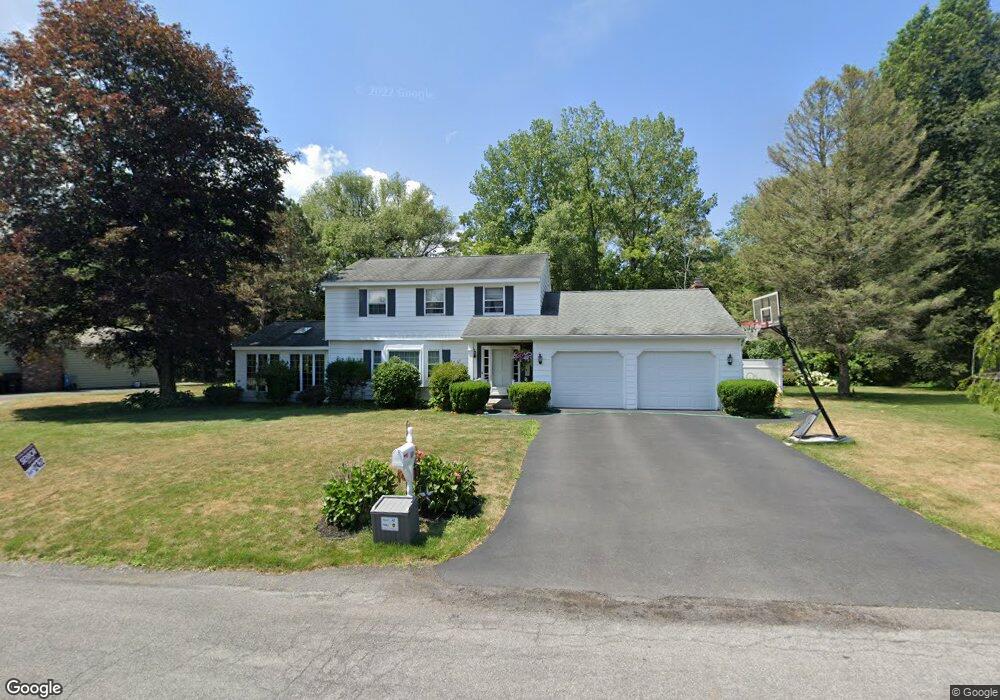 10 Wagon Wheel Ln, Schenectady, NY 12302 - photo 1