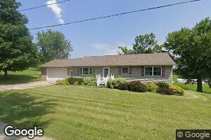 502 W Summit St, Wyoming, IA 52362