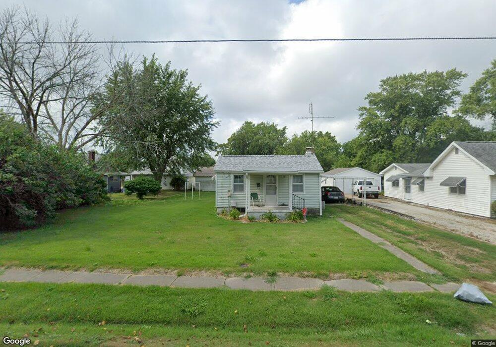 112 W Sylvan St, Virginia, IL 62691 - photo 1