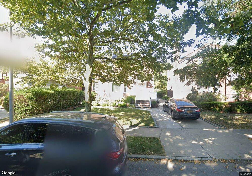 7360 195th St, Fresh Meadows, NY 11366 - photo 1