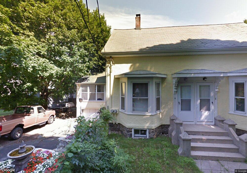 4 Mccabe Ct, Woburn, MA 01801 - photo 1