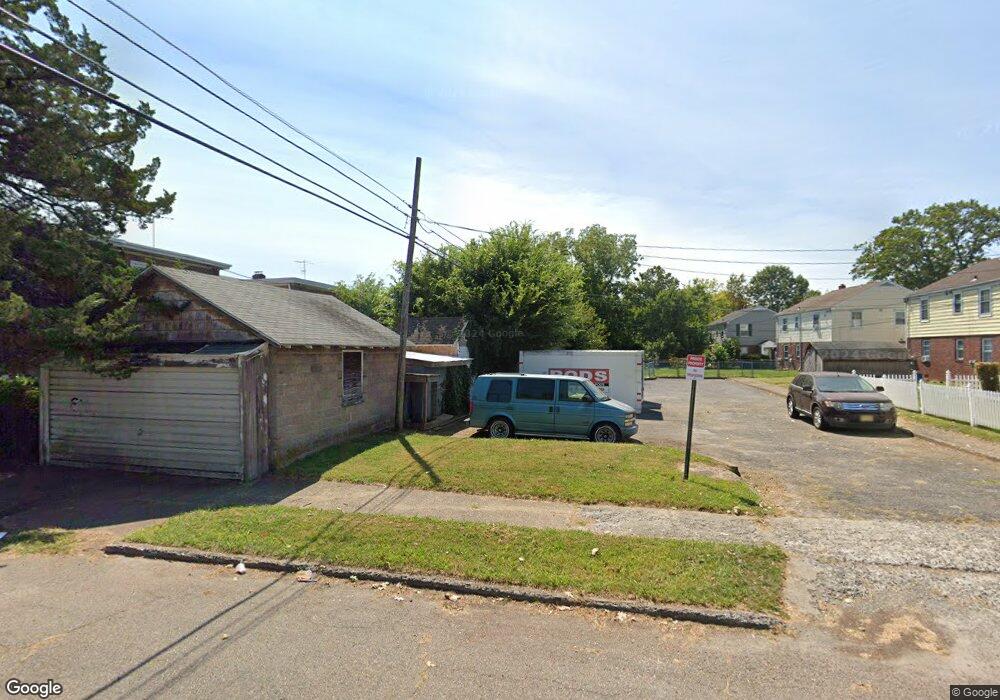 312 W Mowry St, Chester, PA 19013 - photo 1