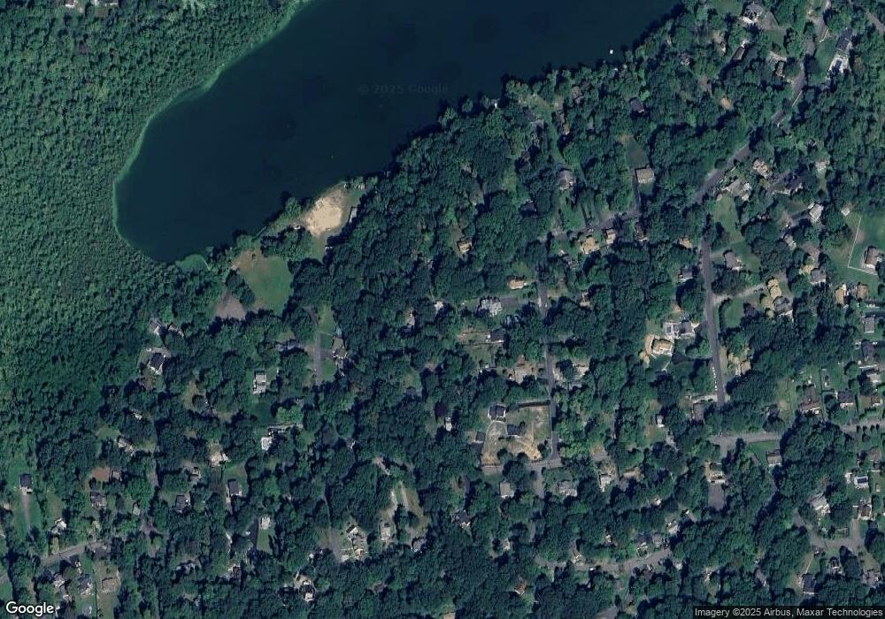 1680 Amazon Rd, Mohegan Lake, NY 10547 - photo 1