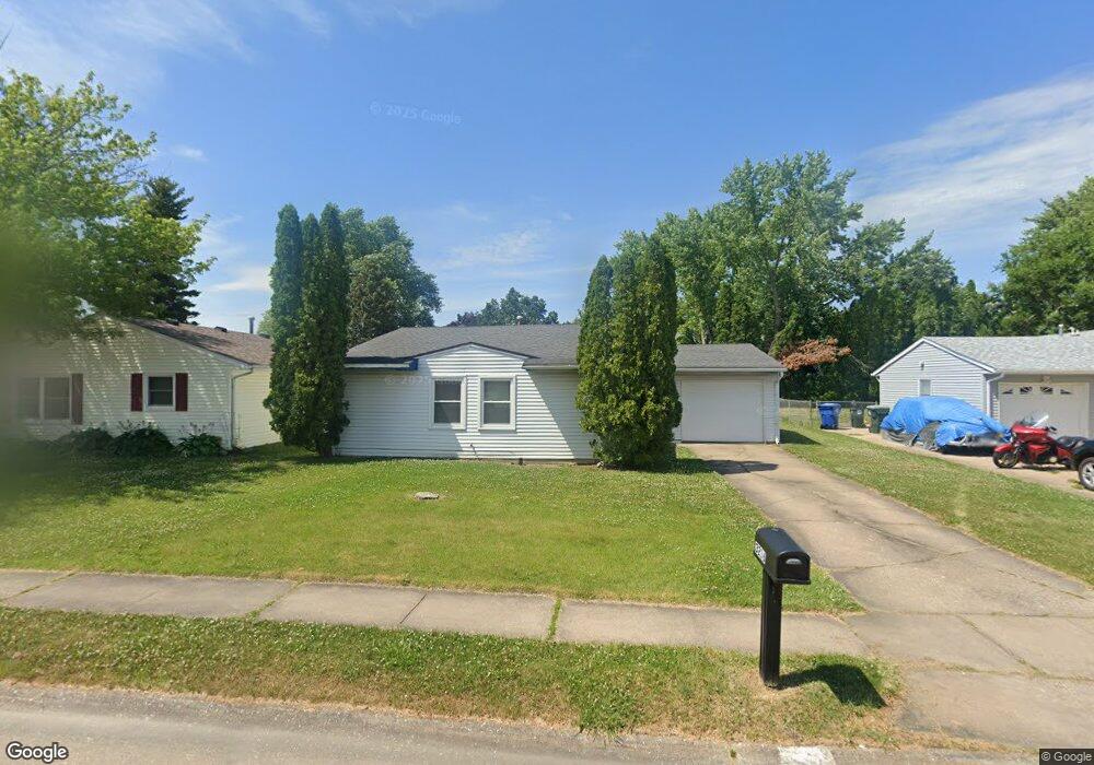 3216 W 65th St, Davenport, IA 52806 - photo 1