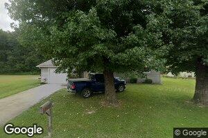 1020 S Locust St, Sesser, IL 62884
