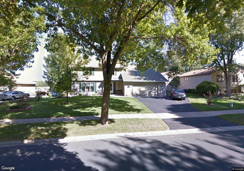 10538 Lancaster Ln N, Maple Grove, MN 55369 - photo 1