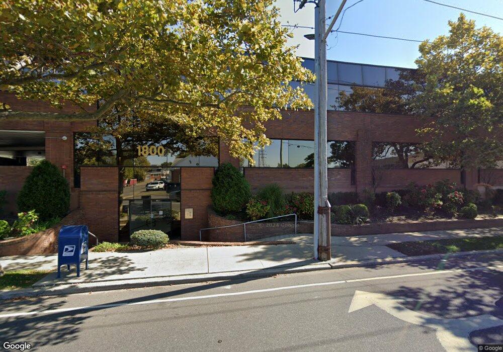 1800 Rockaway Ave, Hewlett, NY 11557 - photo 1