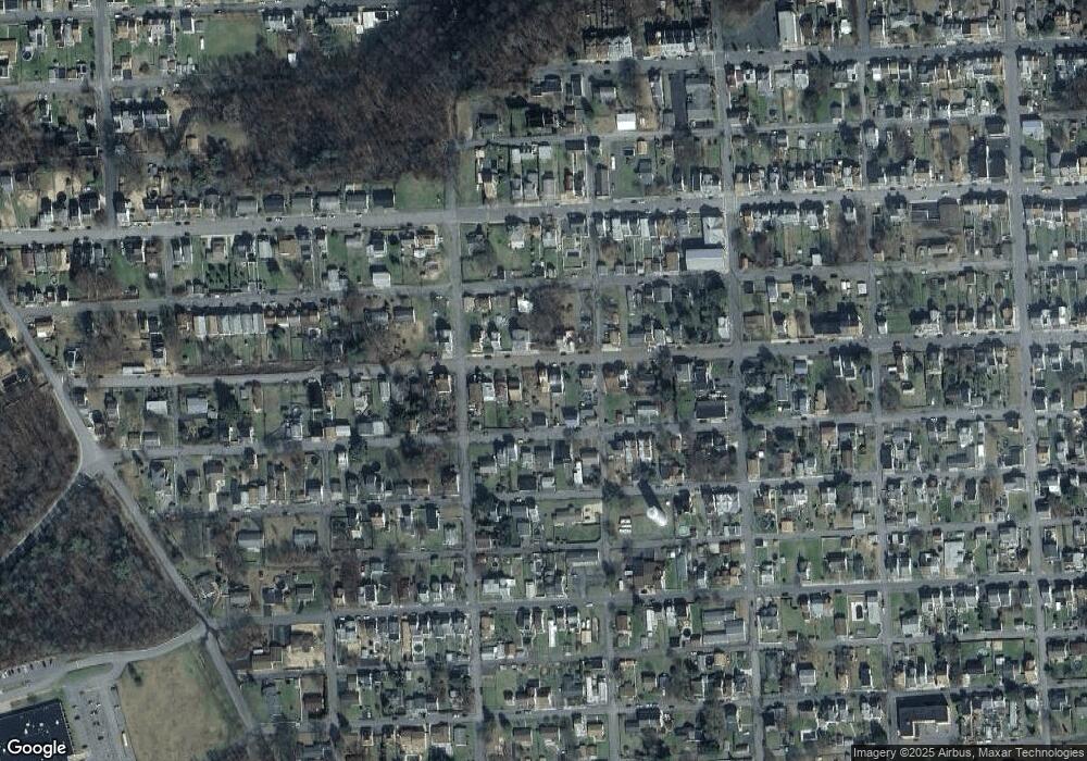 1420 W Mulberry St, Coal Township, PA 17866 - photo 1