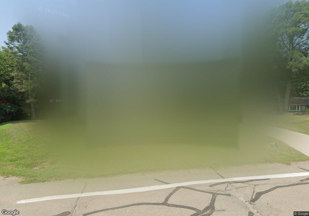 19314 Parke Ln, Grosse Ile, MI 48138 - photo 1