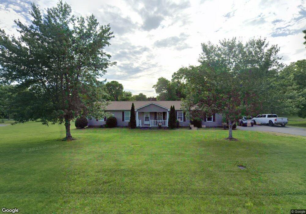 301 Ledgeview Dr, Shelbyville, TN 37160 - photo 1